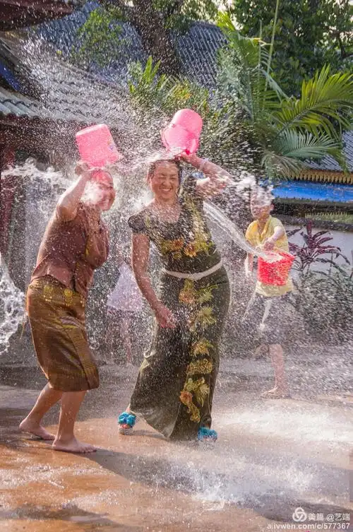 浴佛节—傣族风情