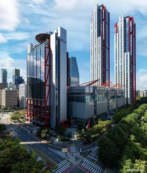 网络上的韩国首尔高楼林立,现实中的首尔比不上中国三线城市