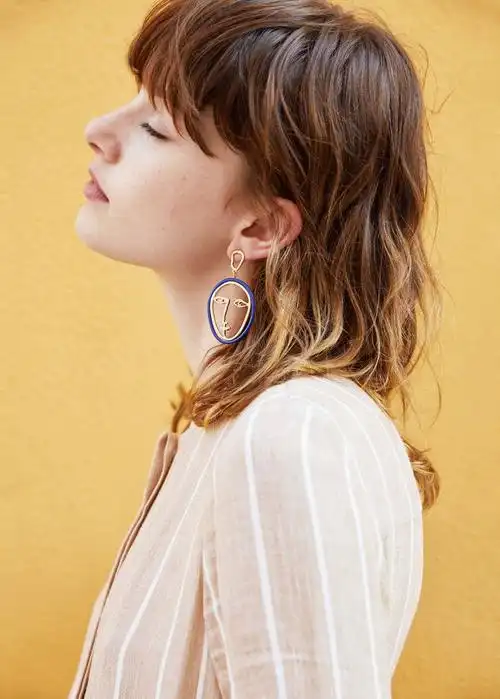 张韶涵你到底有多少幅漂亮耳环