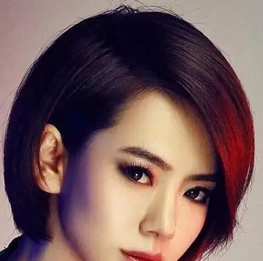 时髦沙宣短发发型本年流行的沙宣短发发型图片