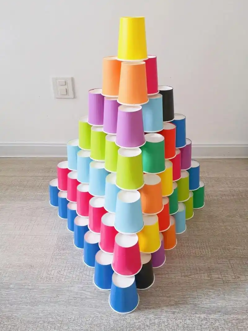 在家早教|纸杯搭建,发挥宝宝创造力7515 在家早教—纸杯搭建