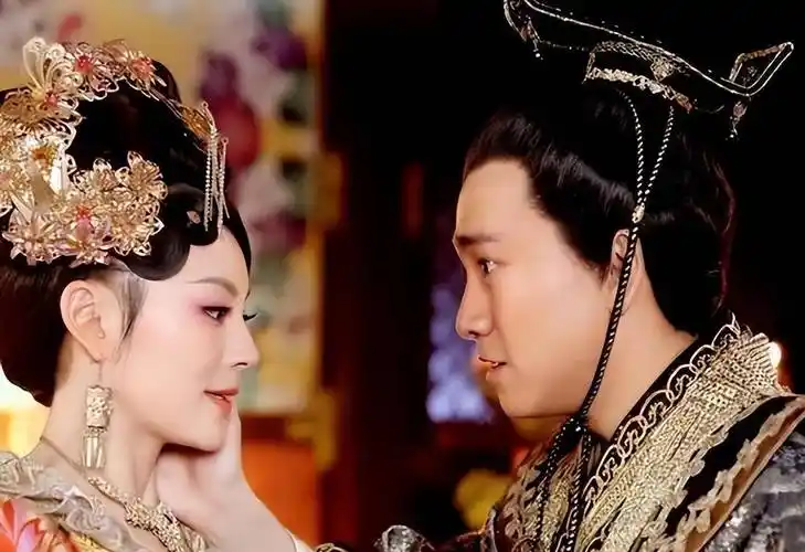 北齐冯小怜让皇上爱美人不爱江山从婢女到皇妃再到奴婢的人生