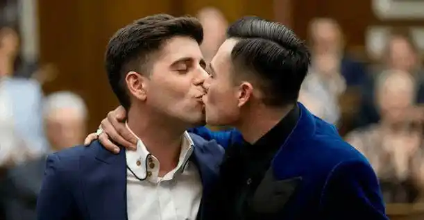 中国同性恋即将可以结婚了幸福来的太突然