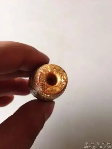 出土的汉代老玉天珠