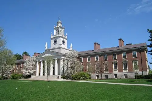 带你走进真实的美国私立高中!- touringschool