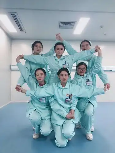 icu护士合照