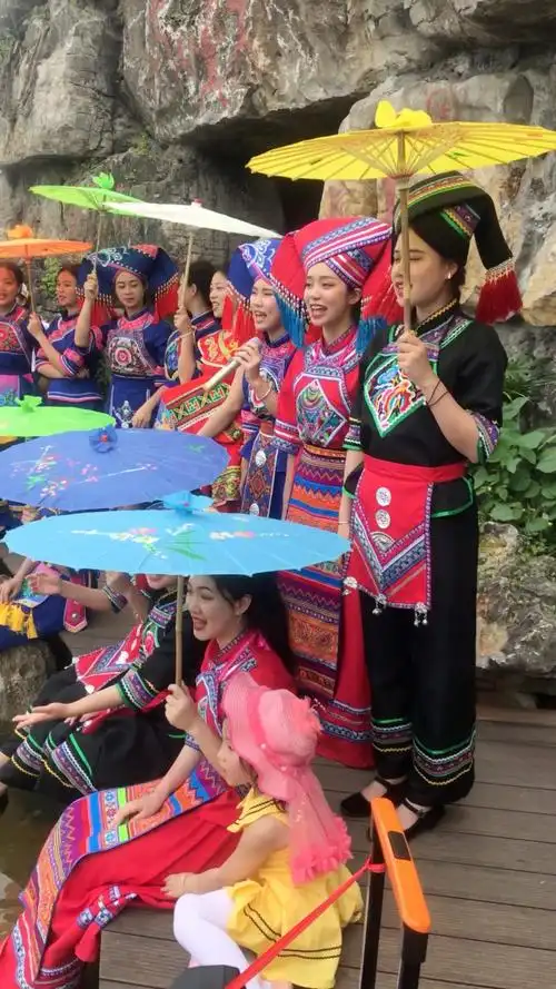 壮族三月三山歌对唱