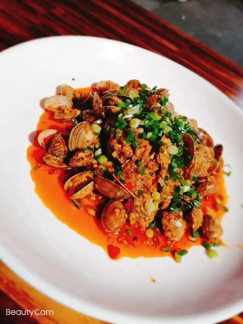 蒜蓉口味花甲 #抖音美食推荐官 #同城美食 #想吃的来吧  - 抖音