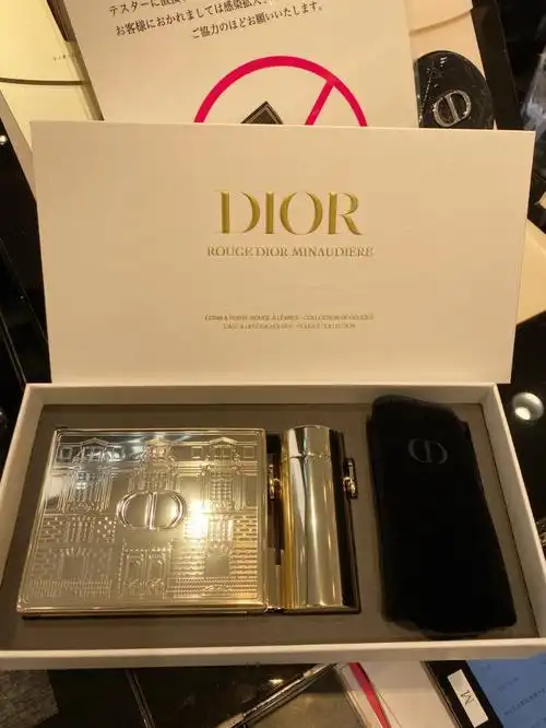 迪奥限定圣诞口红套盒