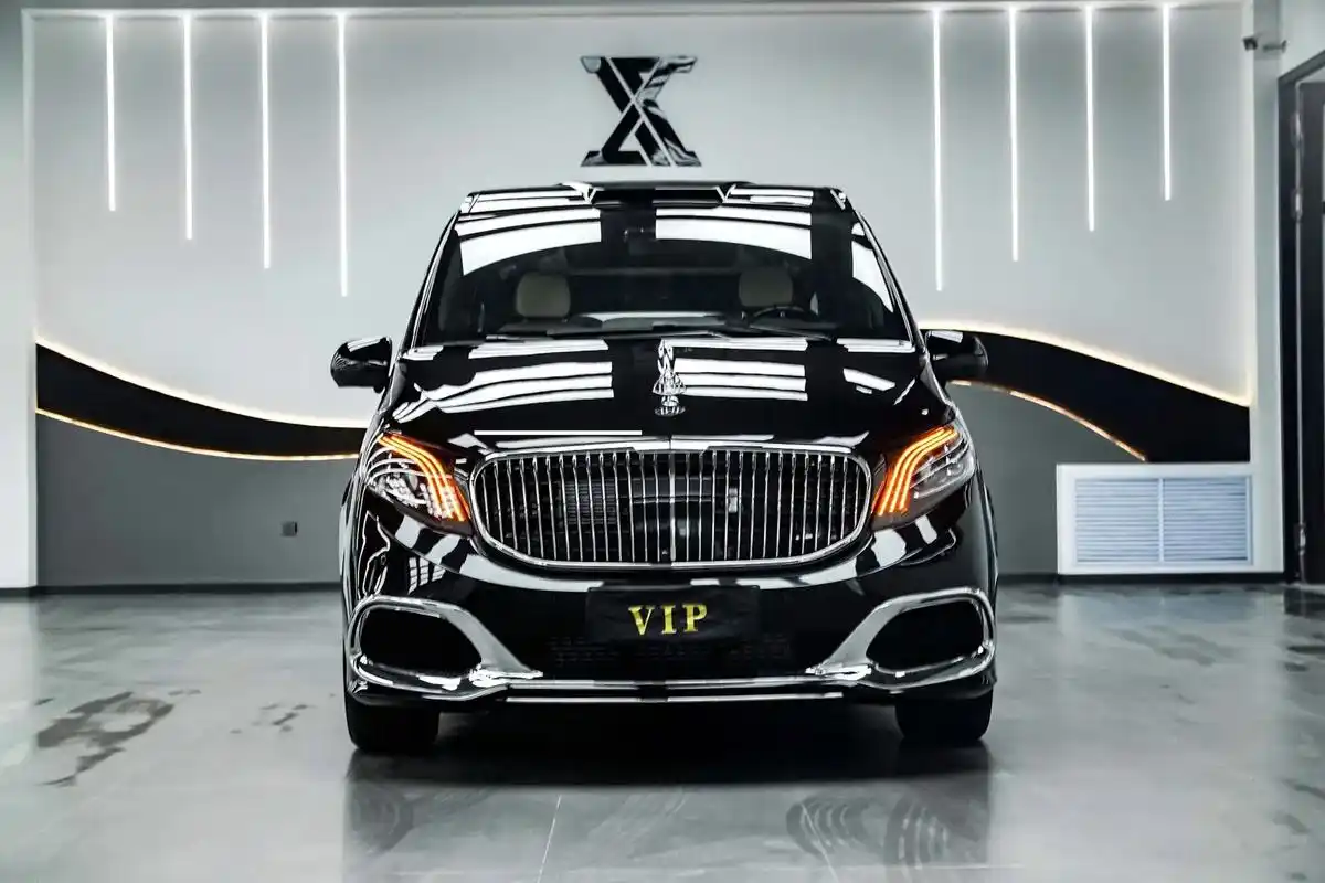 "2022奔驰威霆升级案例"高级灰米白!#图文伙伴计划  外 - 抖音