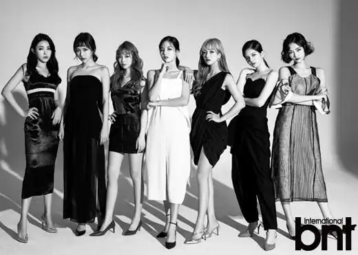 被韩媒赋予中国女团界c位的7senses 黑白时尚大片袭