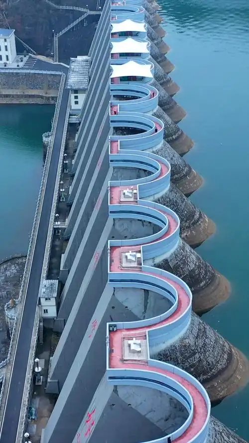 佛子岭大坝1952年动工,历时两年十个月建成!-度小视