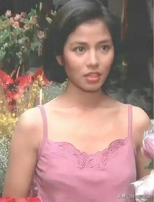 钟楚红早期的青涩美照_活动_香港_电影