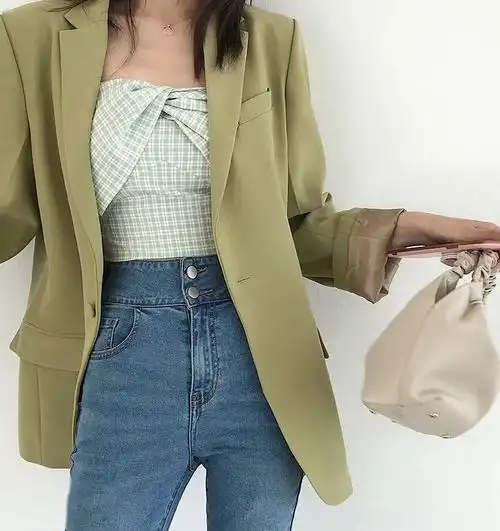 大胸女生穿搭法则!