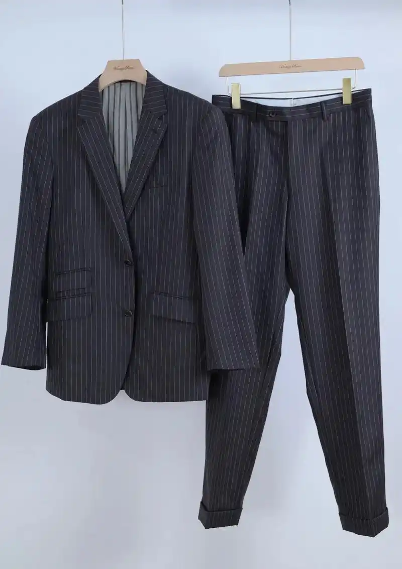 杰尼亚zegan深灰色条纹西装二件套.套装中古英伦风古着美式 - 抖音