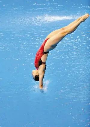 第十一届全运会跳水女子3米板决赛的争夺依然没有悬念,郭晶晶轻松地