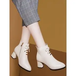 红蜻蜓女士高跟皮鞋