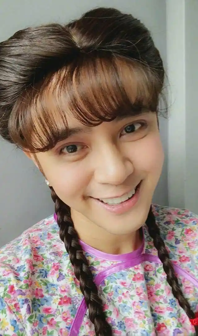 "男扮女装"的5位明星,一个比一个精彩,网友:胡歌毫无违和感