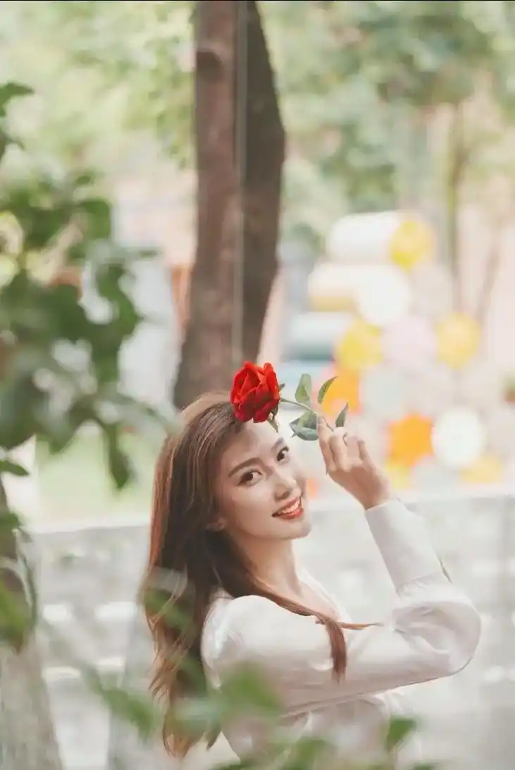 安徽卫视节目男生女生向前冲冲家族主持人李子涵祝我的幸运女神 -抖