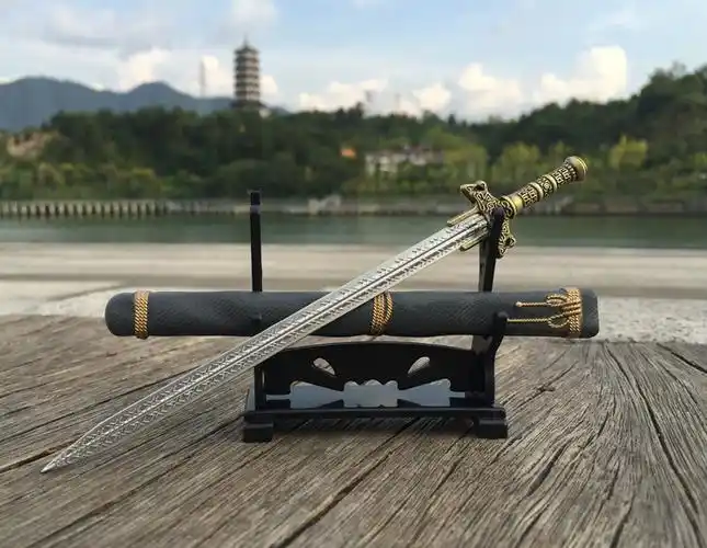 ld如意剑龙泉迷你汉剑宝剑摆设破月小剑短刀剑袖珍影视剑未开刃 残虹