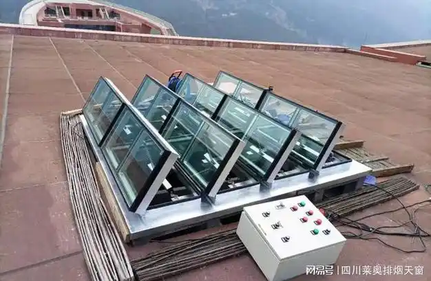 【四川莱奥天窗】3 大理由,让电动排烟天窗成为消防必备