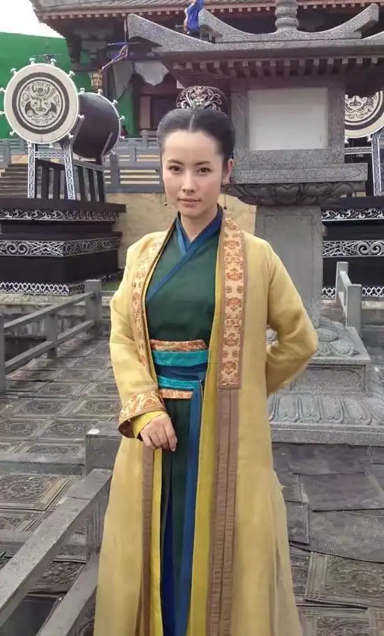 宁中则之死是为了岳不群,岳灵珊死后自己孤苦伶仃吗?