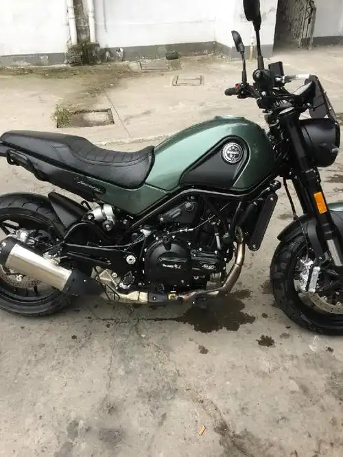 18年7月份的贝纳利幼狮500abs