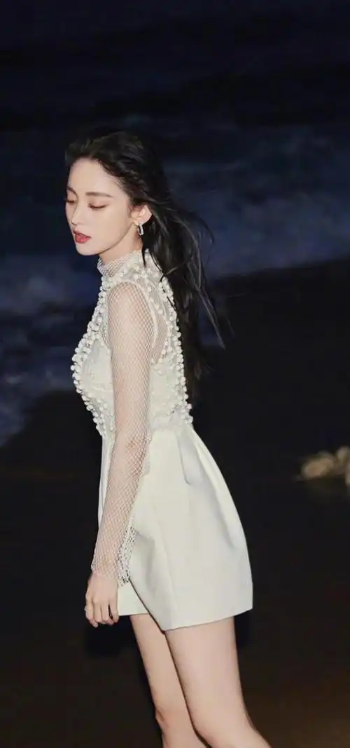 九位美女明星白色礼服系列写真看看谁是你心目中的白衣女神