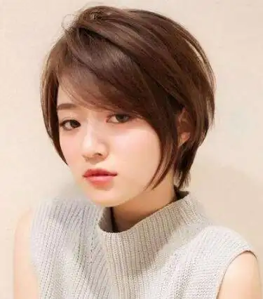 30岁女生适合短碎发发型如何扎