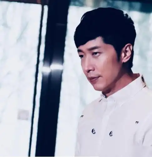 最帅康熙马浚伟被指得罪刘德华抑郁只睡4小时