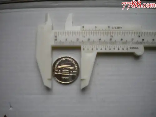 《中国邮政丁丑年牛年50分纪念币》原包装盒子,直径5厘米,中国邮政