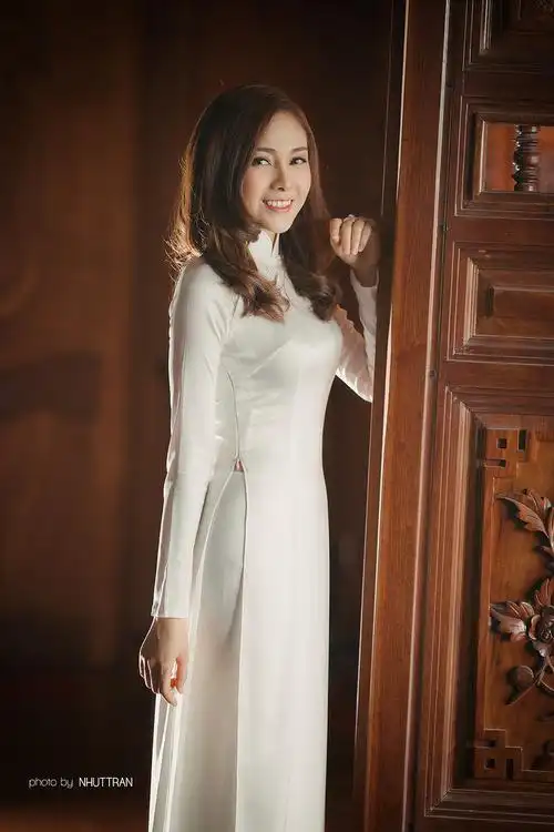 纯白越南旗袍(六) - jpb1353677 - jpb1353677的博客