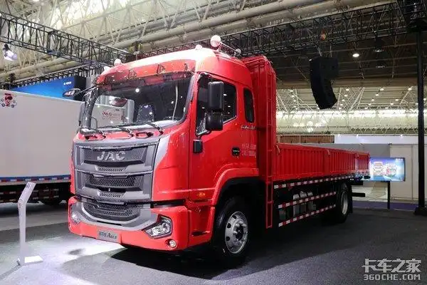 国六自动挡江淮携14款新品亮相车展