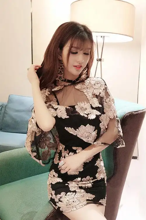 实拍 新款名媛小贵妇绣花罩衫 收腰包臀连衣裙两件套套装