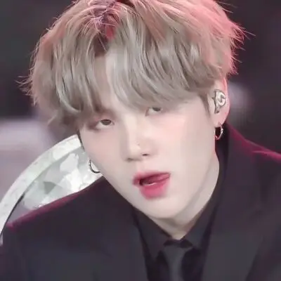 闵玧其头像图片来源于网络