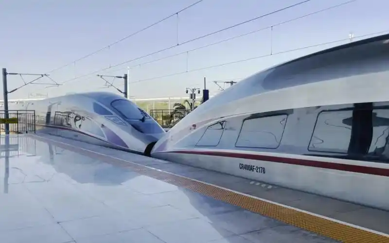 中国铁道高铁京局cr400af重联g41次上海虹桥站进站