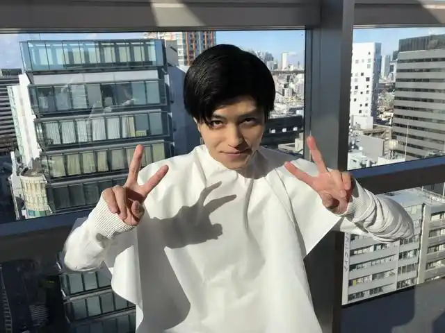 假面骑士01爆笑级配给mv公开24岁1000的天津垓变成男团偶像