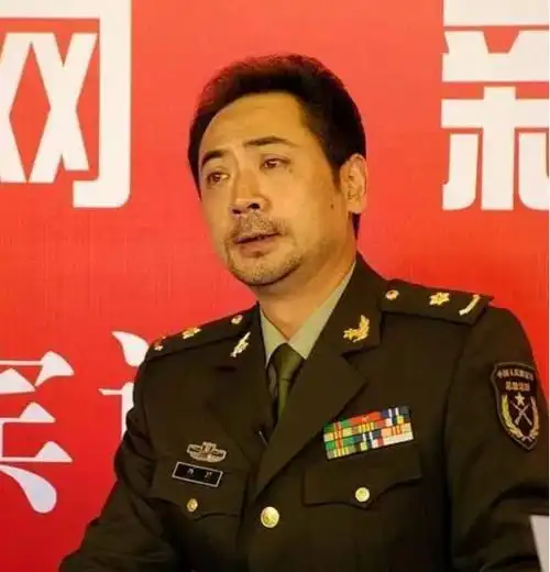 26位明星军衔大比拼,个个深藏不露,最高正军级待遇|演员|文工团|副军
