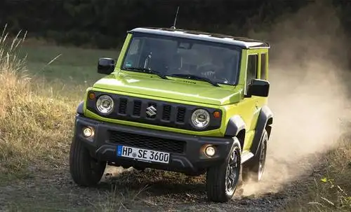 说到越野车,大家立马就会想到吉普牧马人,路虎卫士,奔驰g500等经典