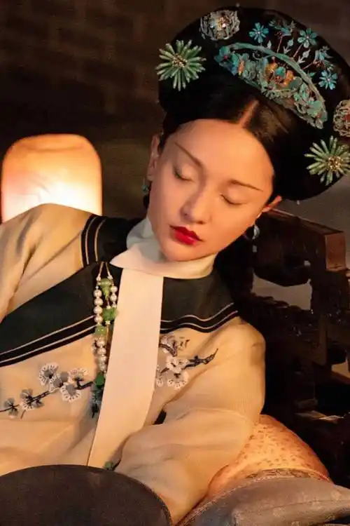 盘点《如懿传》精美首饰-压襟 如懿数量王者 琅嬅一生只有一款