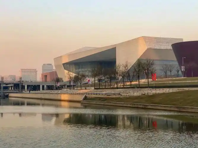 龙城地标—太原长风商务区美景如画