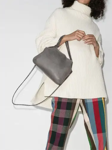 完美出行造型,stella mccartney包包神奇魅力