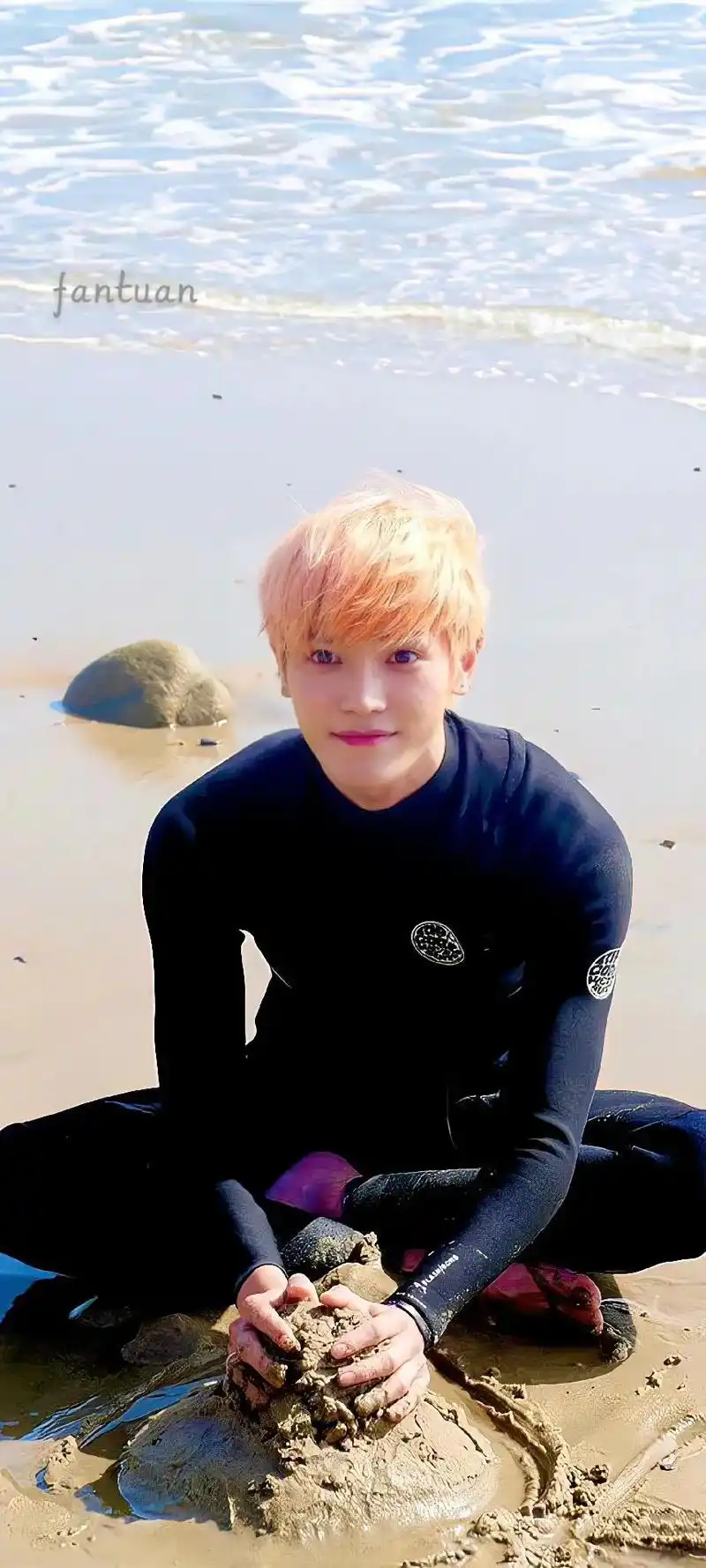 来分享一下壁纸吧.最后一张太唯美了啊啊啊啊#李泰容 #向全世 - 抖音