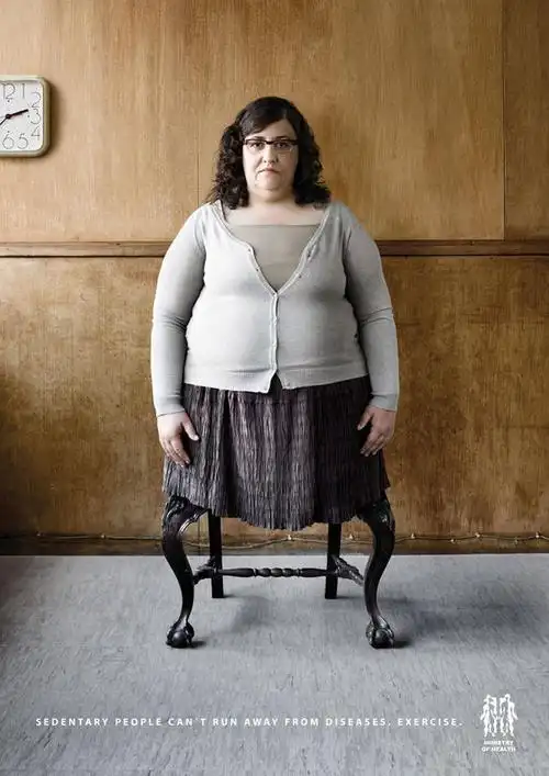 久坐的人会慢慢失去你的双腿,加强锻炼.