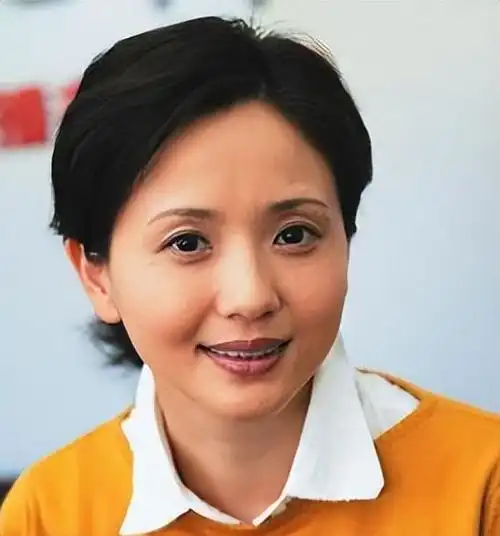 陶慧敏惊艳众人的小白菜出了名的难追却稀里糊涂嫁了王设忠