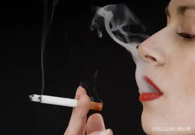 说说抽烟心情感情(抽烟心情说说伤感短语) - 综合百科 - 绿润百科