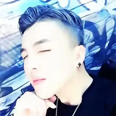 2021帅哥头像冷酷真人一个男子能长成这样也太帅了