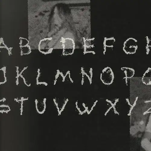 瑞典铁杆乐队pissjar从朋克音乐造成的"肮脏干扰"中汲取灵感,设计了一