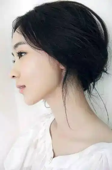 完美侧脸的标准 杨幂baby谁才是完美侧脸女神?