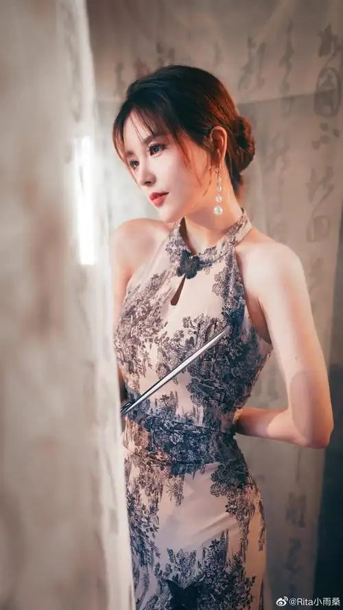 rita小雨桑今日份旗袍姐姐营业请查收